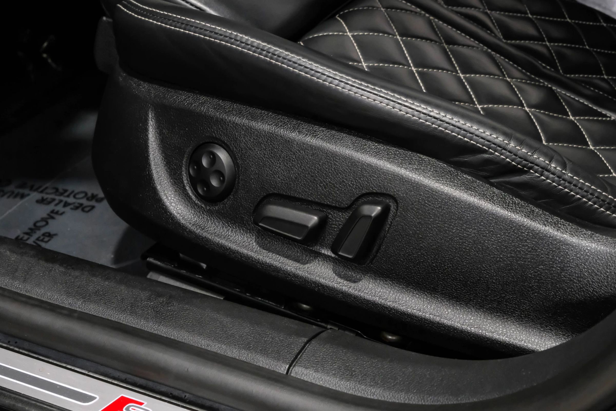 Used 2015 Audi S7 Prestige w/ Black Optic Package image 40