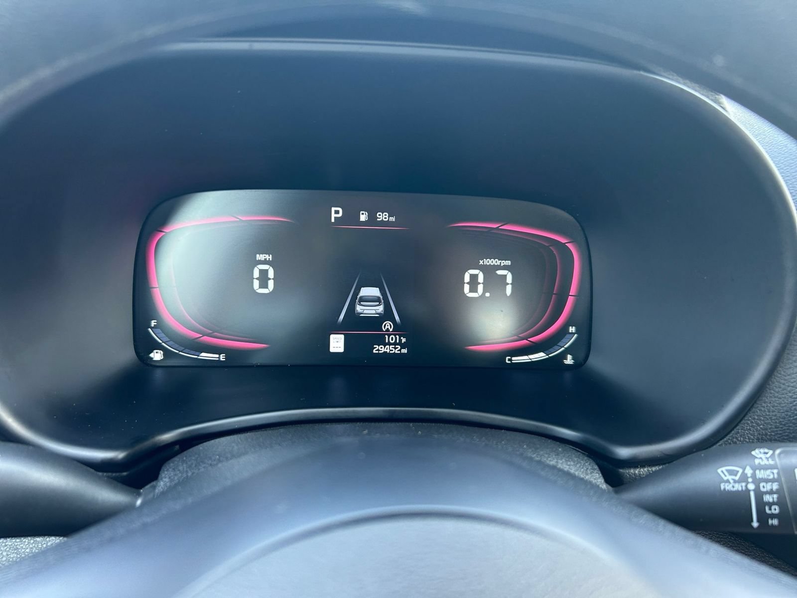 Used 2025 Kia Soul LX w/ LX Technology Package FWD image 35
