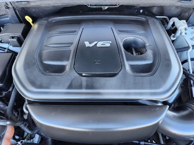 Used 2018 Jeep Grand Cherokee Limited w/ Luxury Group II AWD/4WD image 10