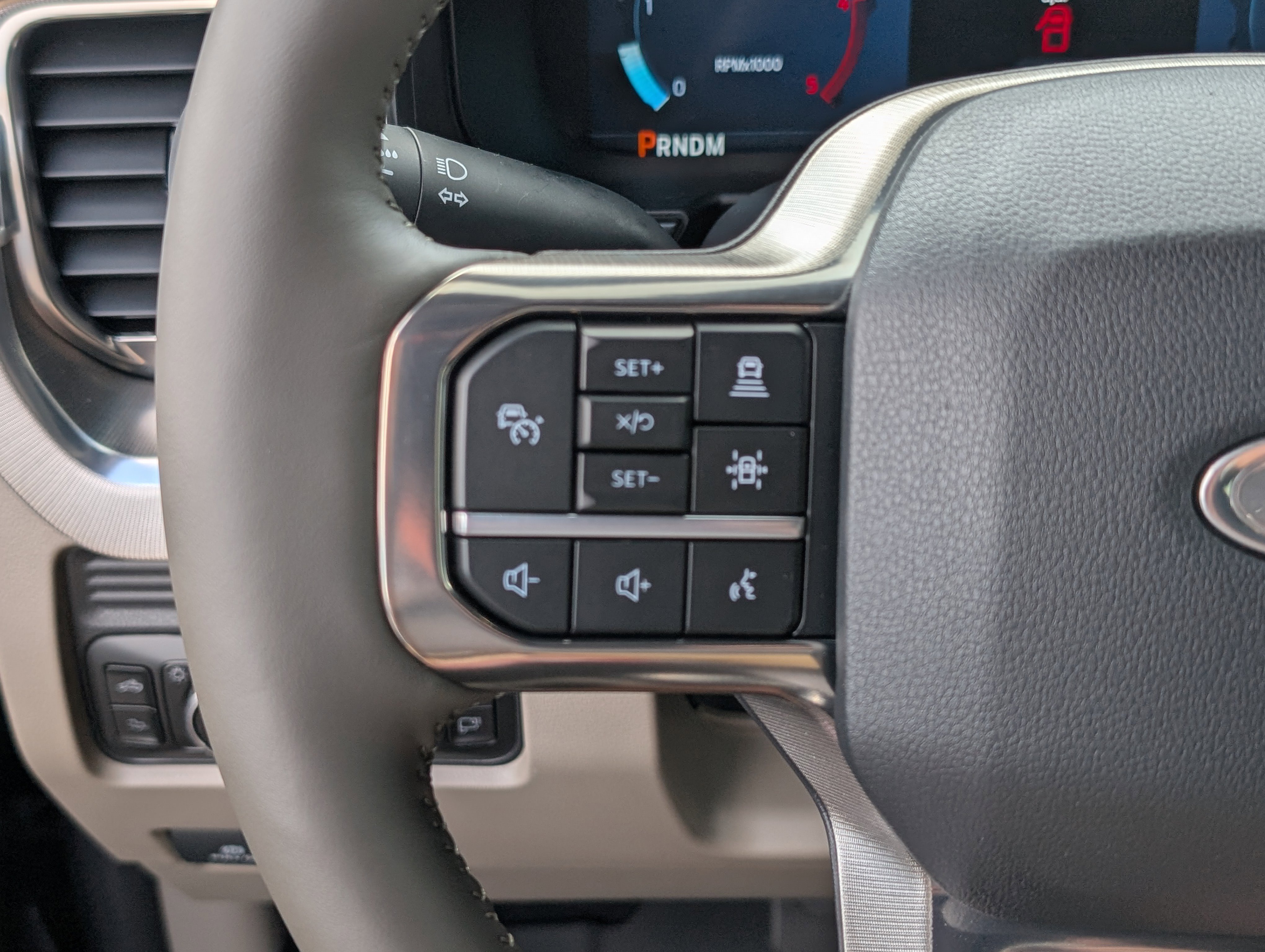 New 2026 Ford F350 Platinum w/ Platinum Plus Package image 24