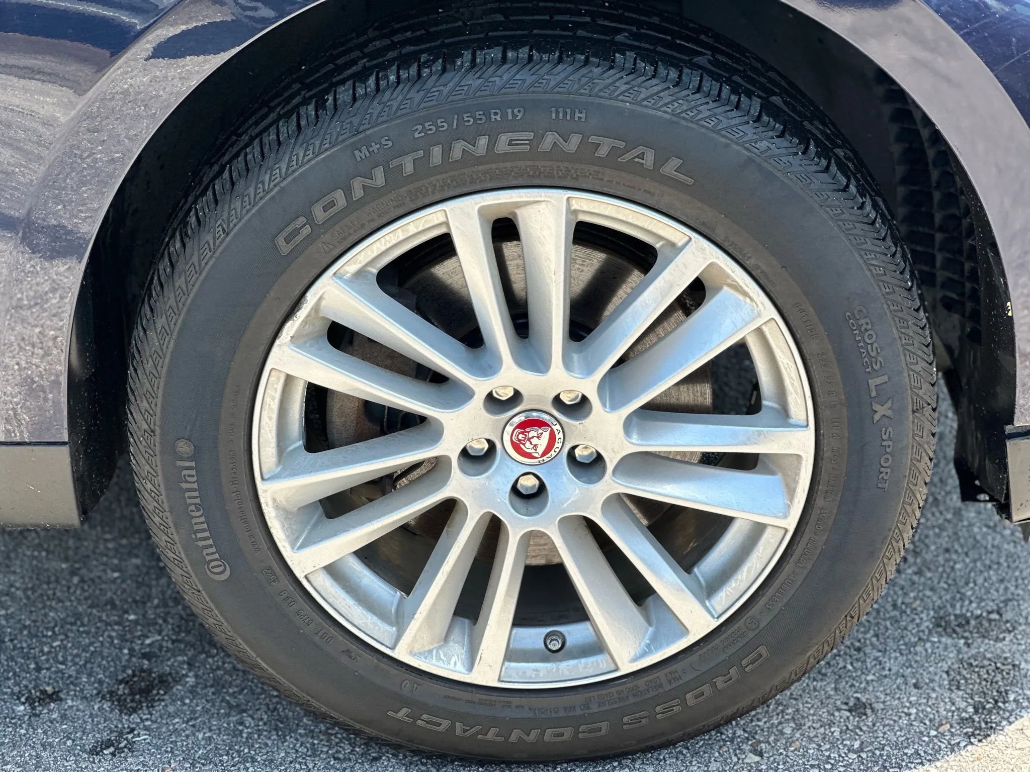 Used 2018 Jaguar F-PACE Prestige image 24