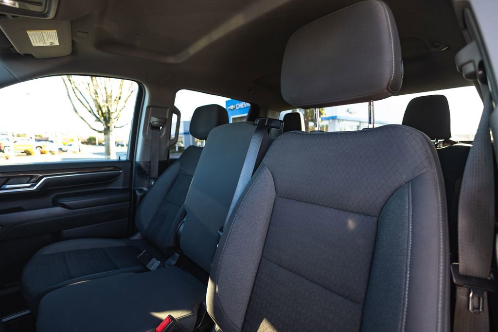 Used 2024 Chevrolet Silverado 3500 LT image 22