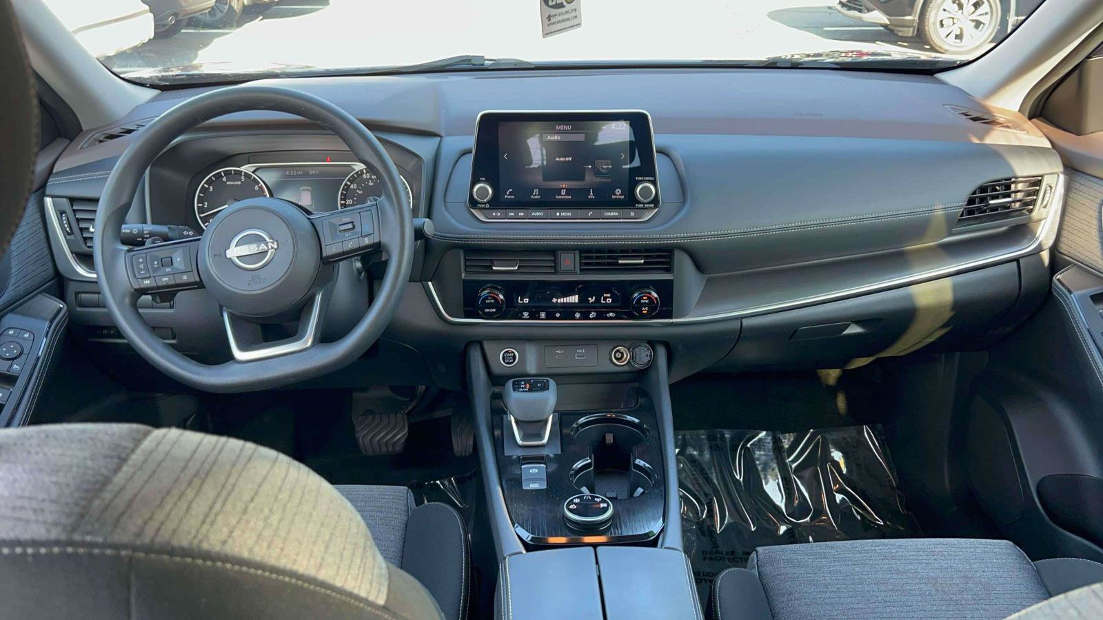 Used 2023 Nissan Rogue SV AWD/4WD image 28
