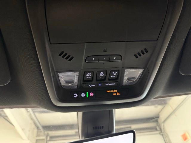 Certified 2022 Buick Enclave Essence w/ Experience Buick Package image 22