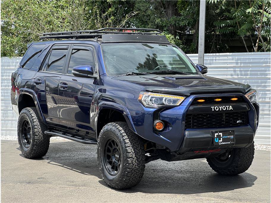 Used 2017 Toyota 4Runner TRD Off-Road Premium AWD/4WD image 8