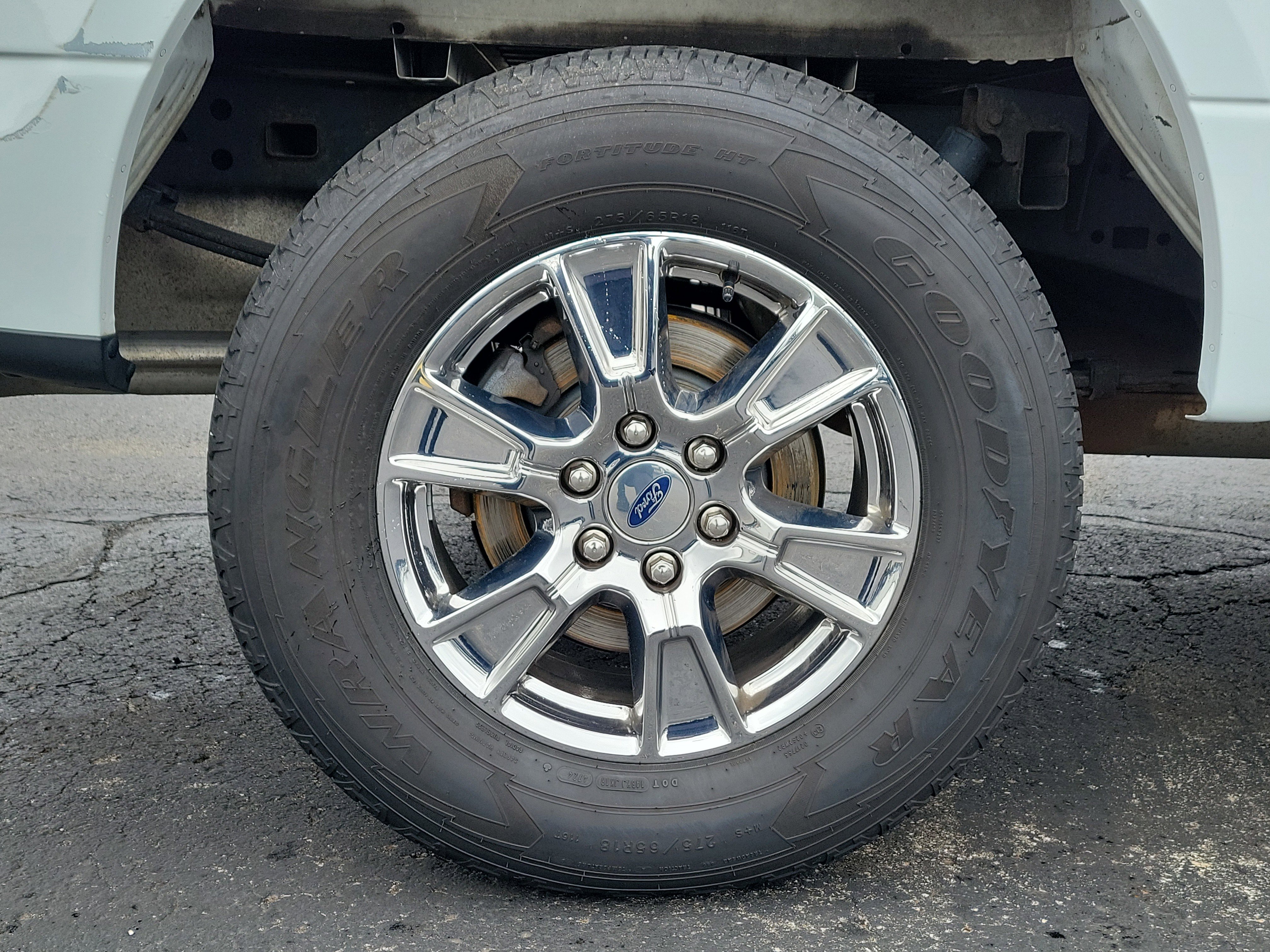 Used 2016 Ford F150 XLT w/ Equipment Group 302A Luxury image 5