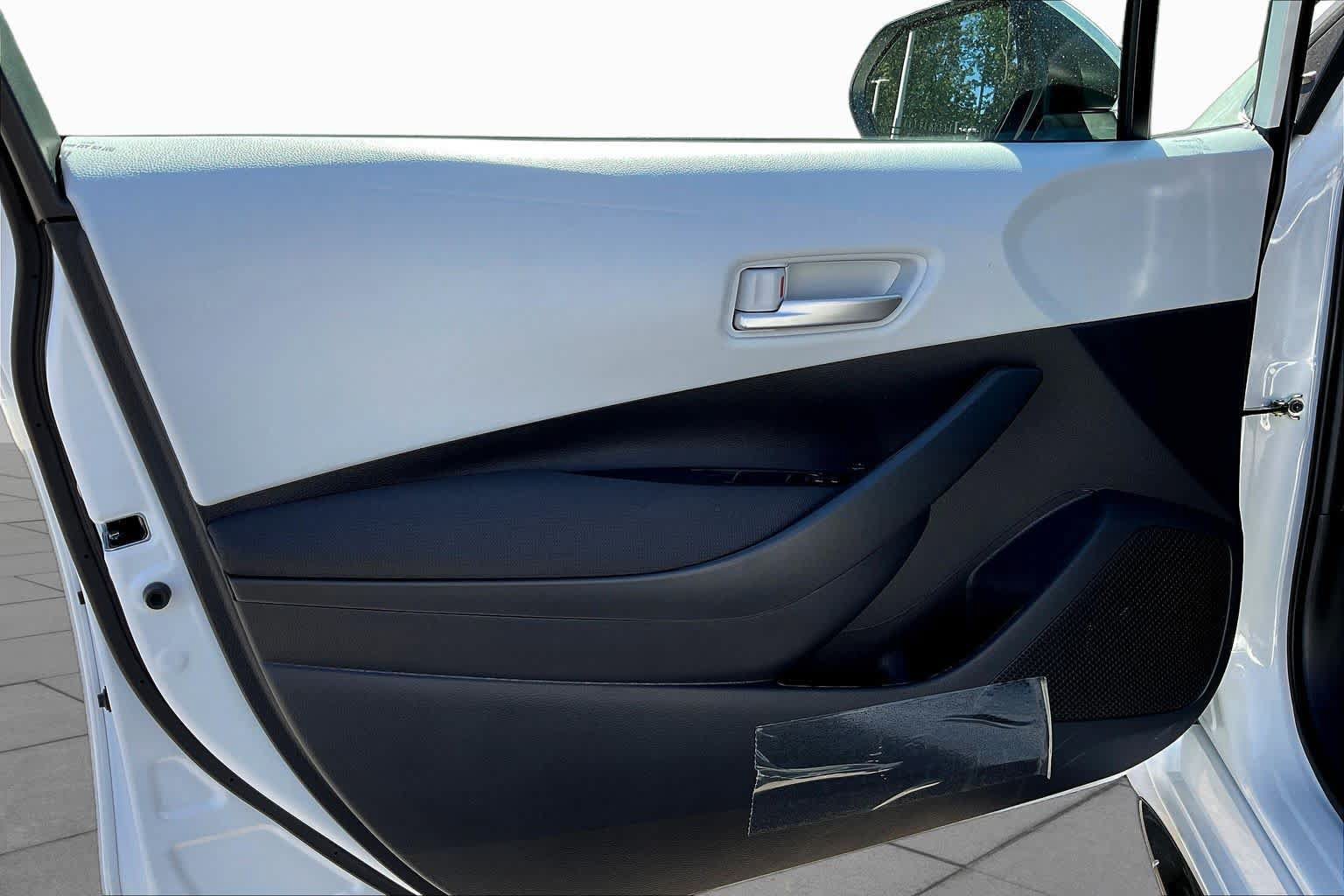 New 2027 Toyota Corolla SE FWD image 10