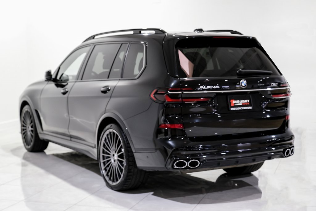 Used 2024 BMW ALPINA XB7 image 9