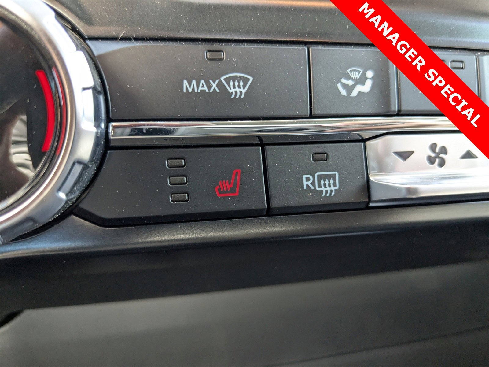 New 2025 Ford F150 XLT w/ Equipment Group 303A High image 16