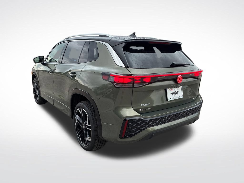 New 2026 Volkswagen Tiguan SEL R-Line AWD/4WD image 5