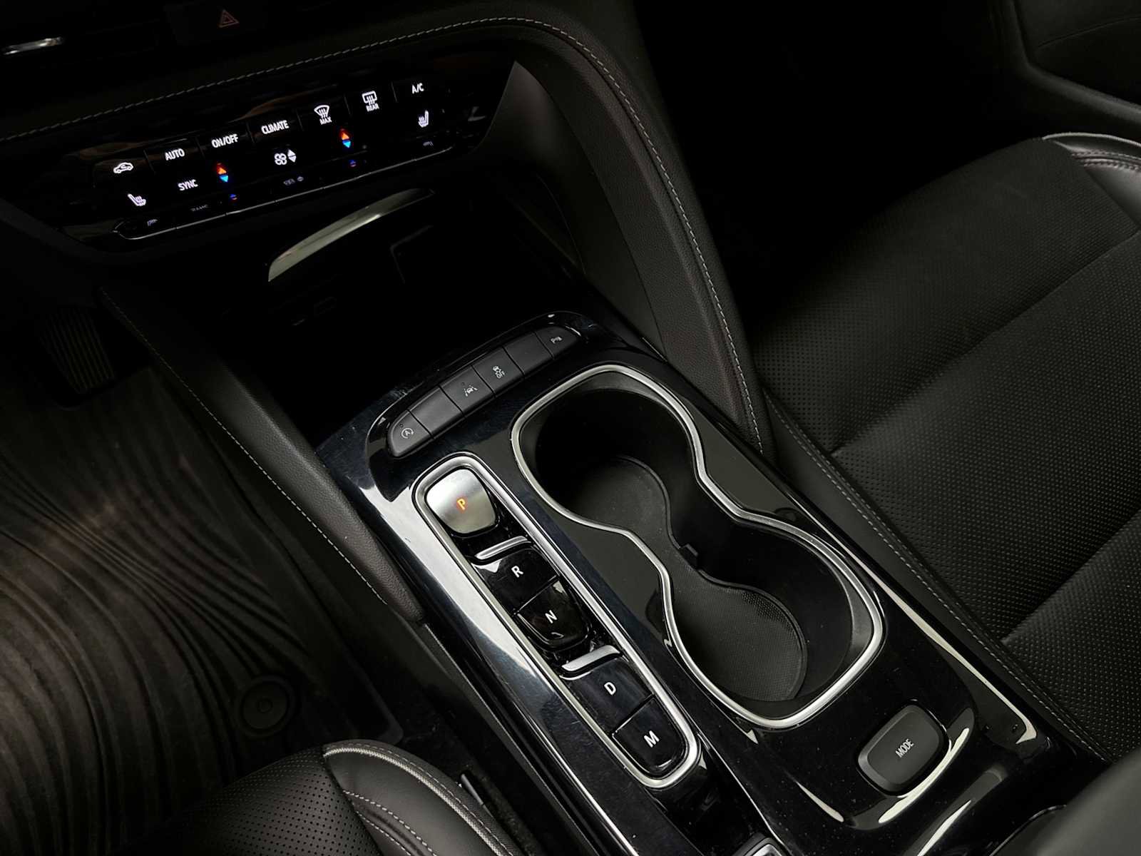 Used 2021 Buick Envision Essence w/ Sport Touring Package image 26
