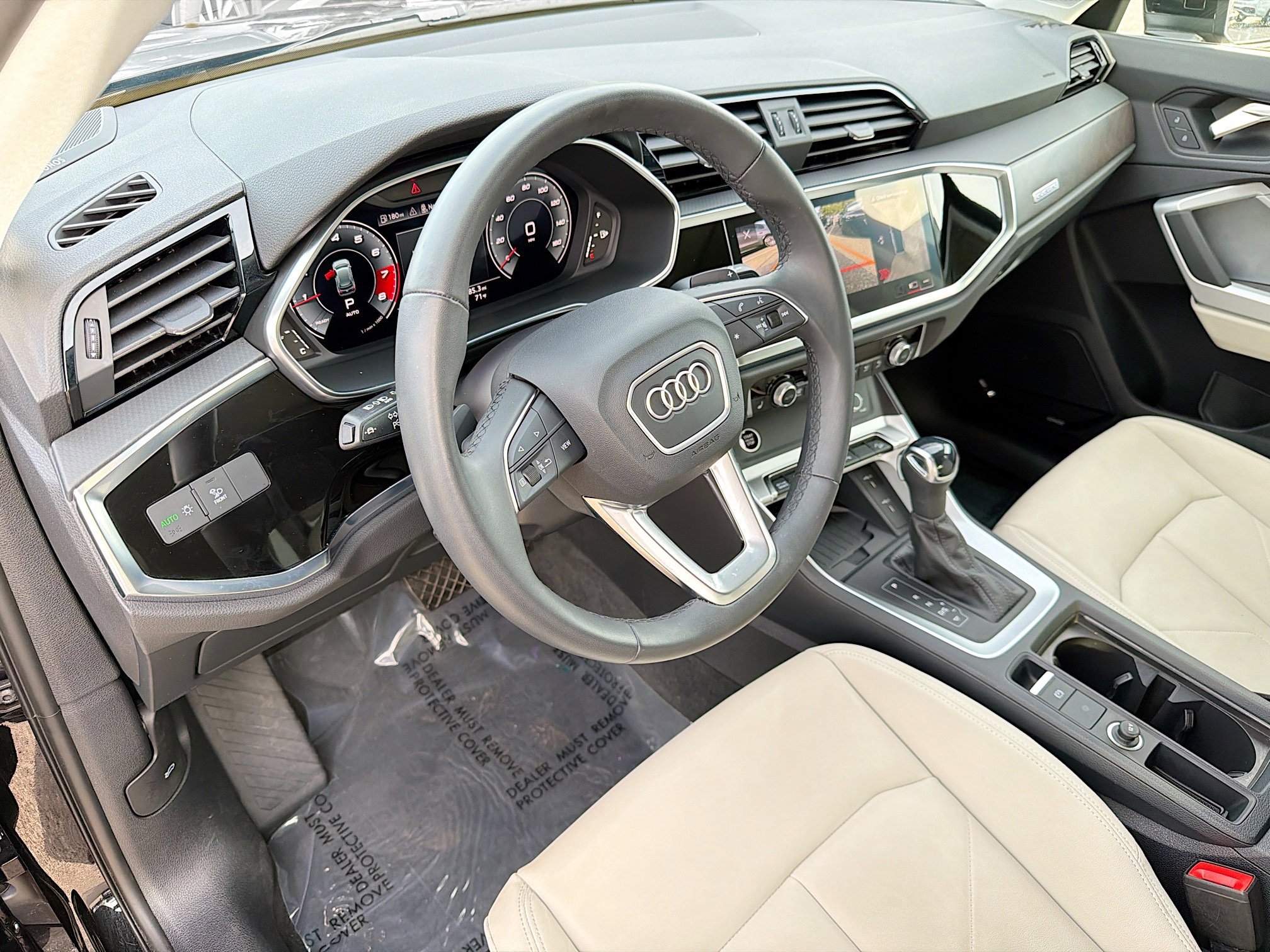 Certified 2024 Audi Q3 2.0T Premium Plus image 26