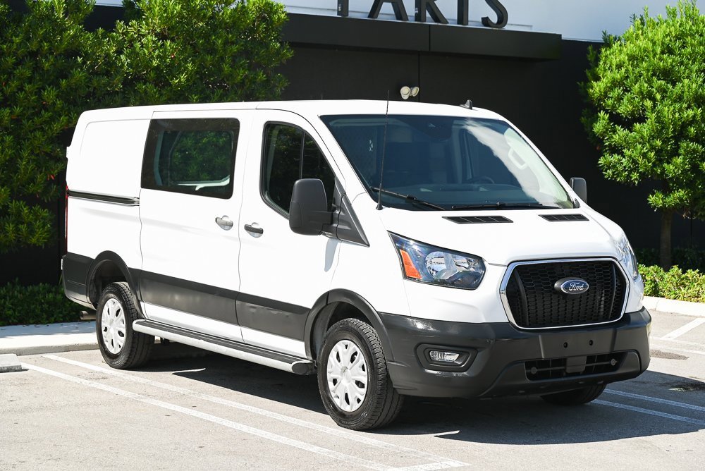Used 2024 Ford Transit 250 Low Roof w/ Exterior Upgrade Package image 3