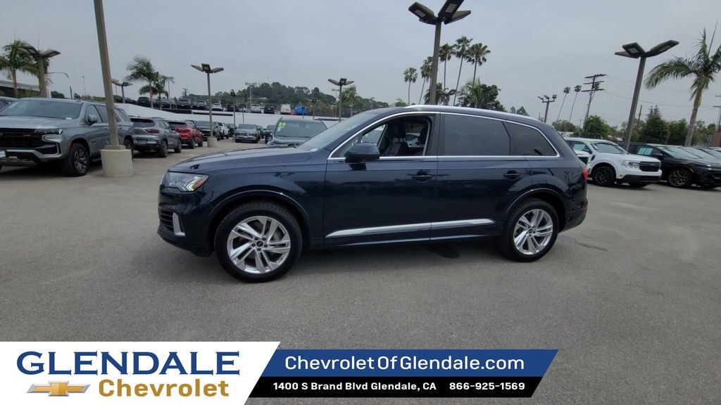 Used 2024 Audi Q7 3.0T Premium Plus AWD/4WD image 5