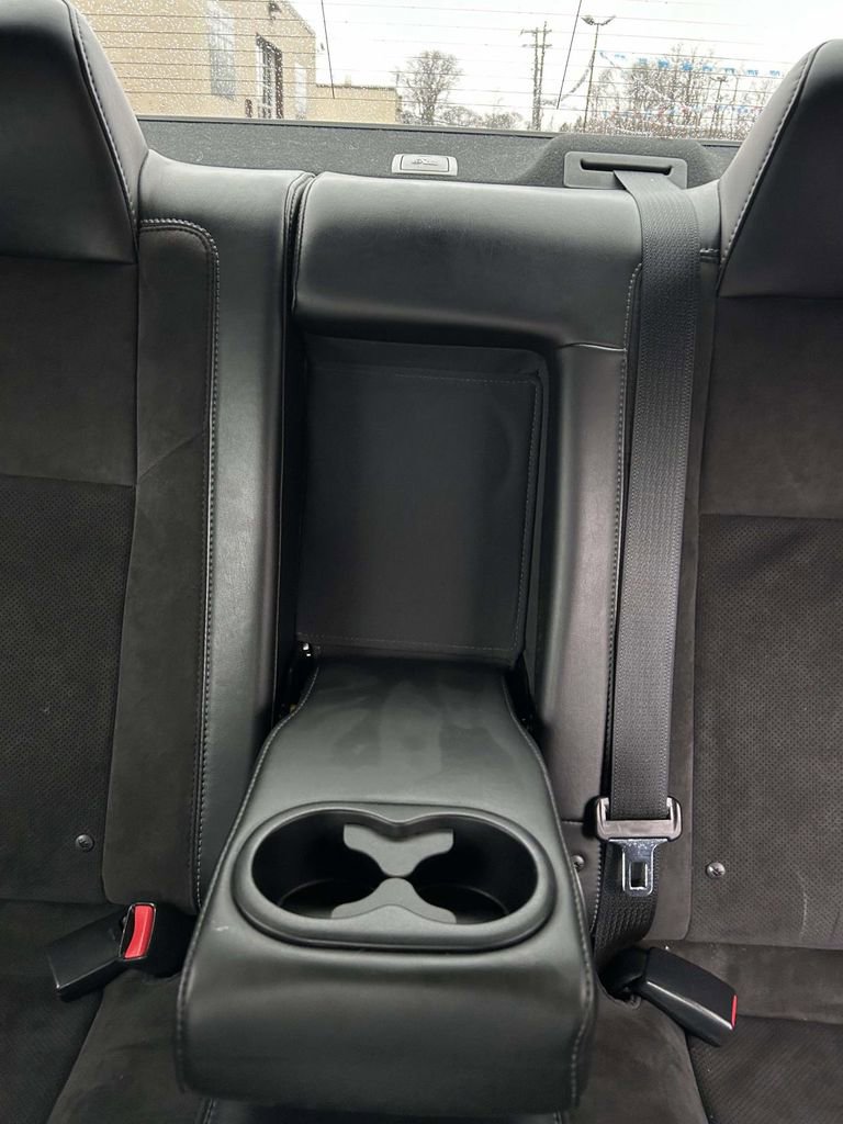 Used 2017 Dodge Challenger R/T Plus image 18