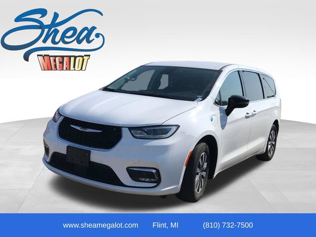 Used 2024 Chrysler Pacifica Limited