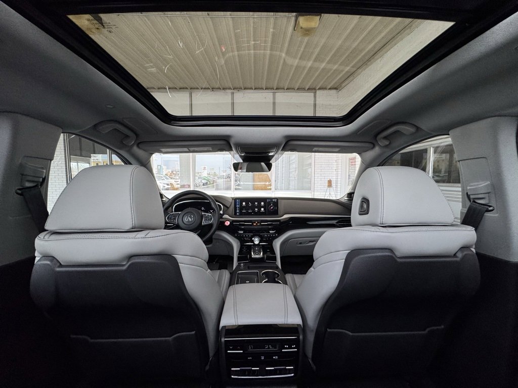 Used 2025 Acura MDX w/ Technology Package image 21