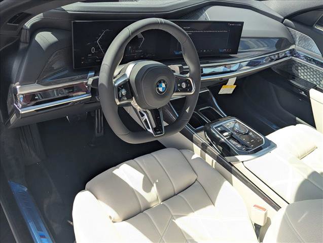 New 2026 BMW 760i xDrive image 3