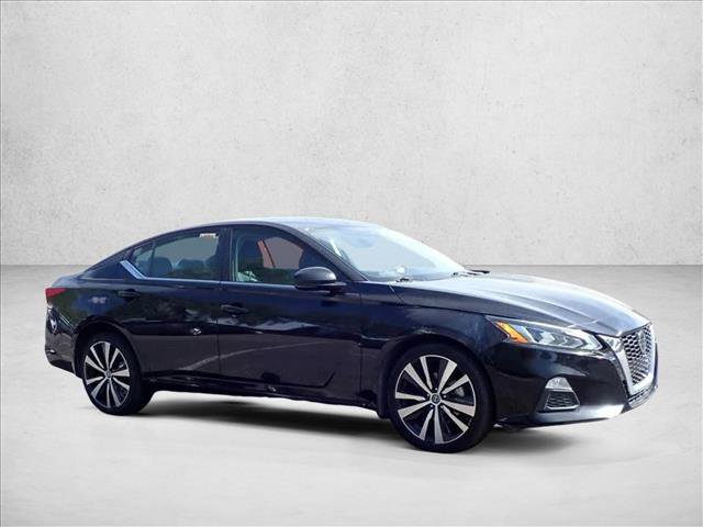 Used 2021 Nissan Altima 2.5 SR w/ SR Premium Package AWD/4WD image 15