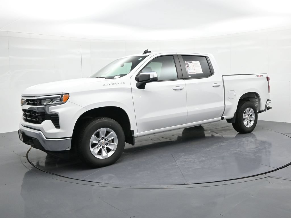Used 2025 Chevrolet Silverado 1500 LT AWD/4WD image 1