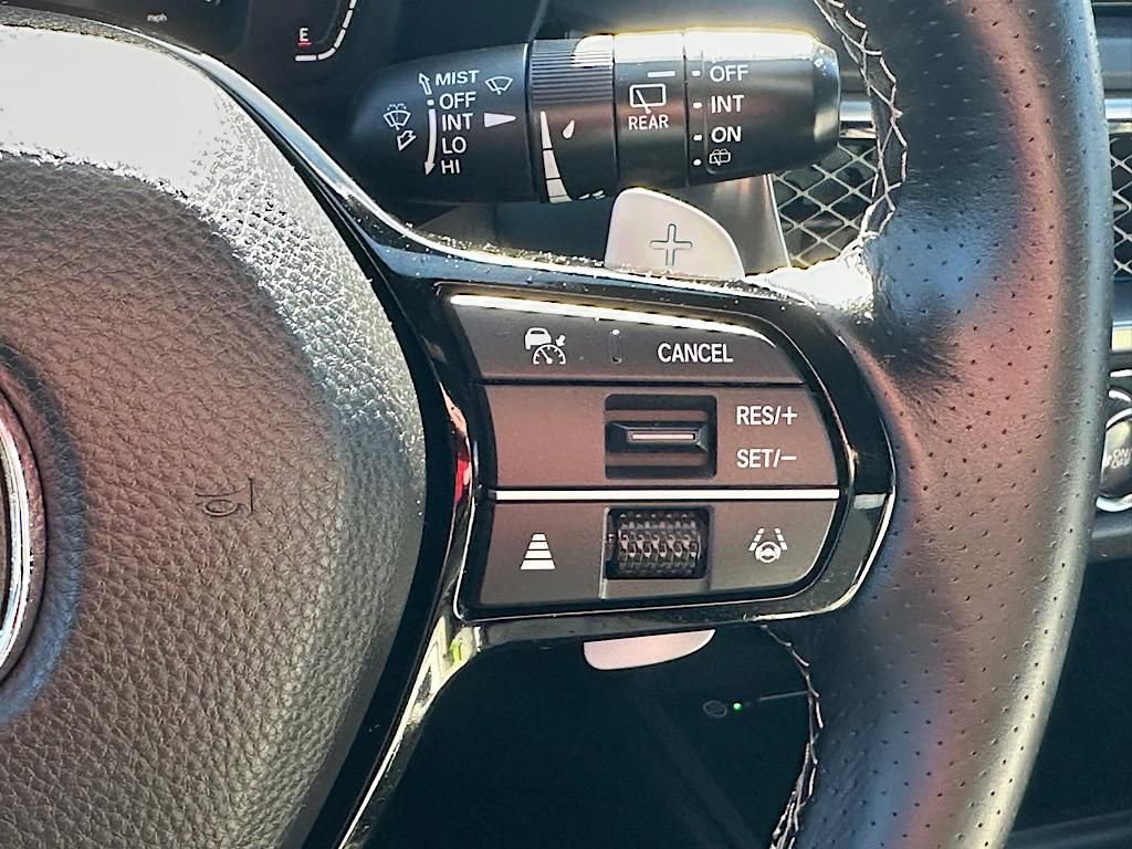 Certified 2025 Acura ADX A-Spec image 29