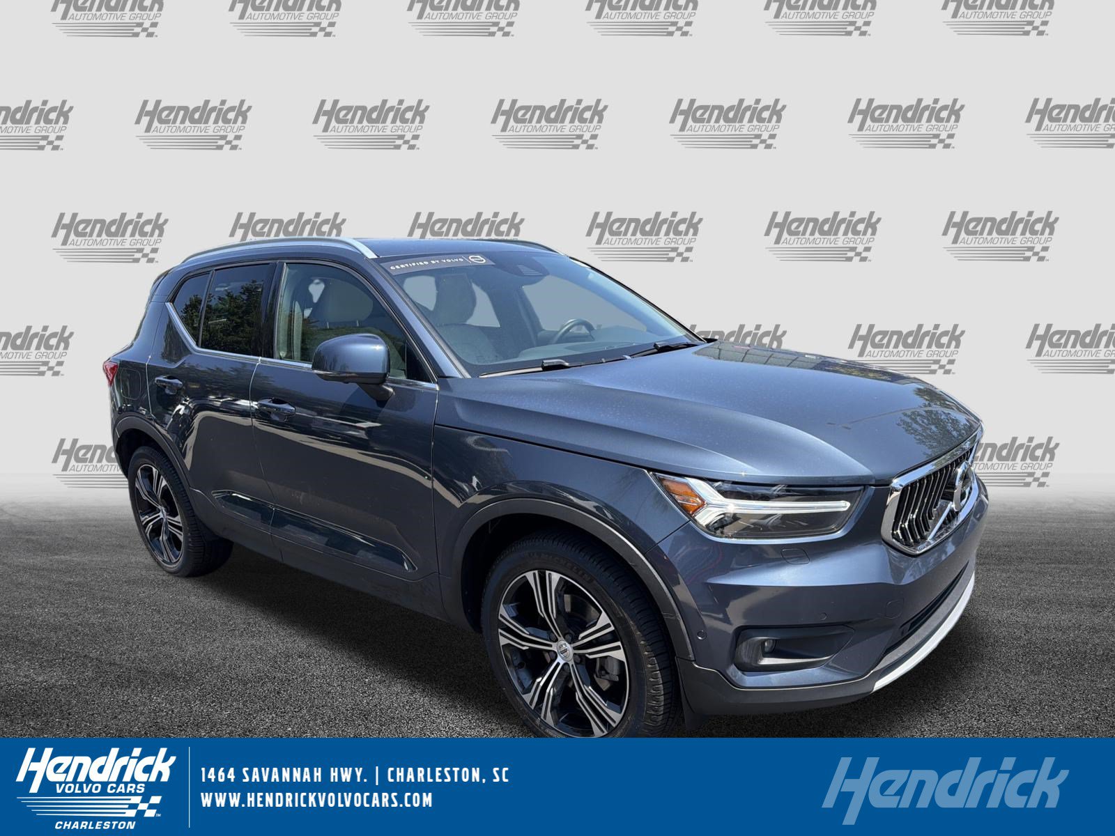 Certified 2022 Volvo XC40 T5 Inscription w/ Advanced Package