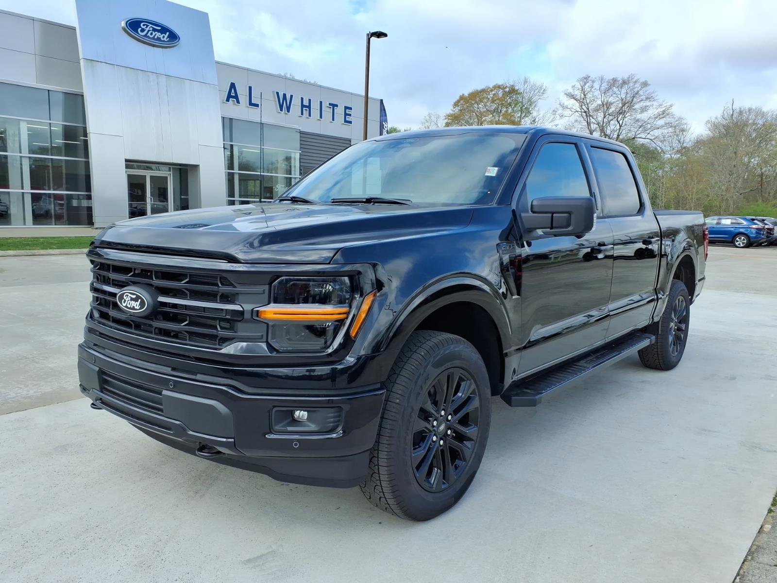 New 2026 Ford F150 XLT w/ Equipment Group 302A MID image 1