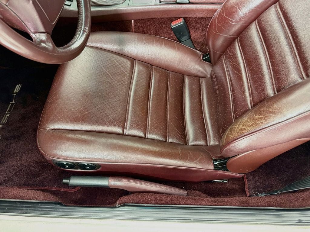 Used 1988 Porsche 944 Turbo RWD image 16