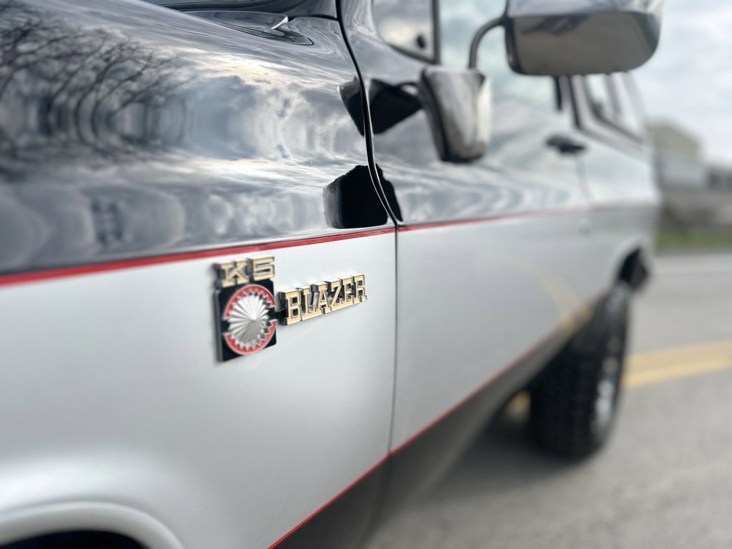 Used 1991 Chevrolet Blazer 4WD image 9