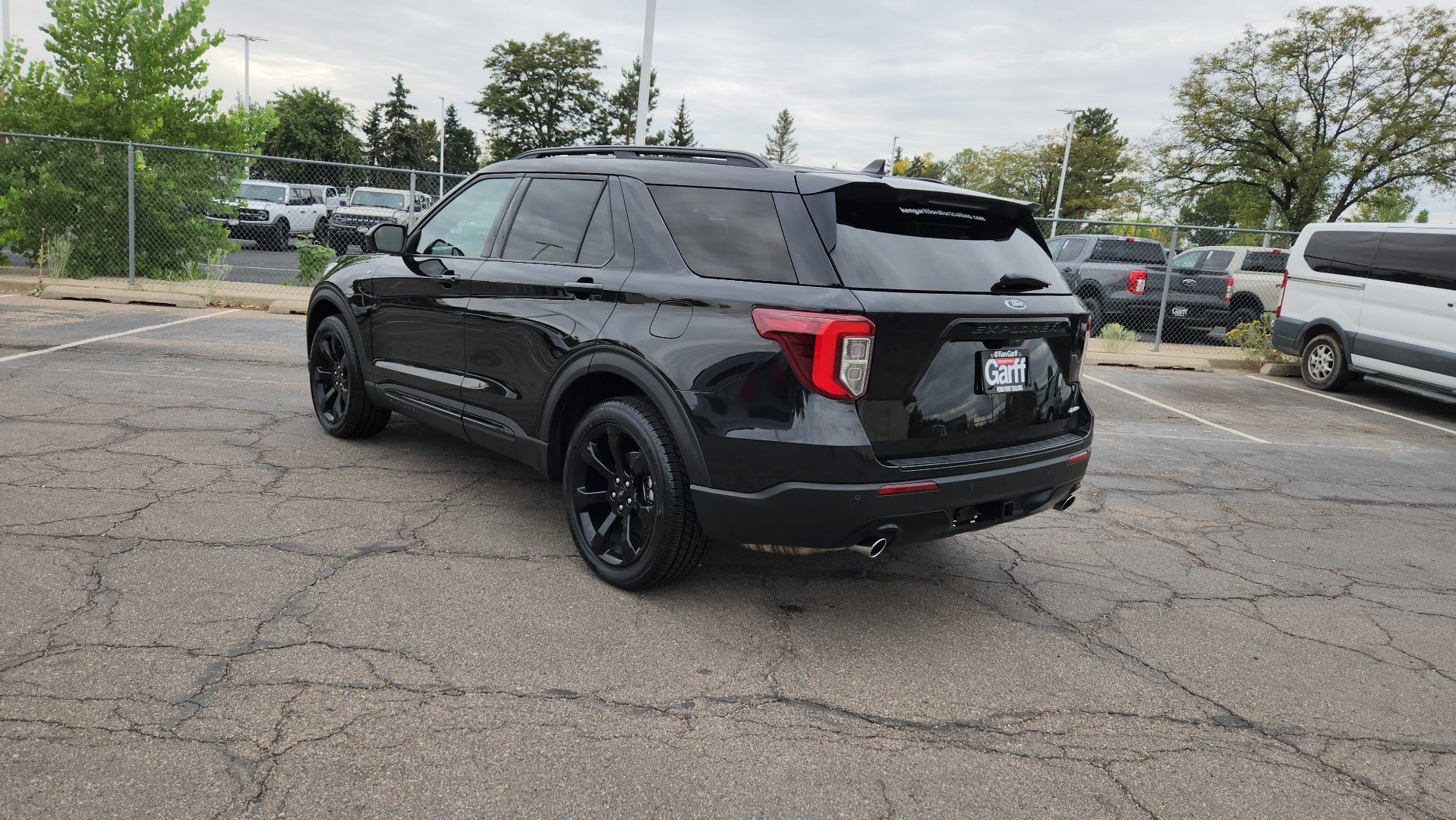 Certified 2023 Ford Explorer ST-Line w/ Class IV Trailer Tow Package AWD/4WD image 7