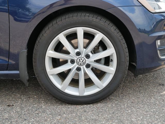 Used 2017 Volkswagen Golf SE FWD image 9