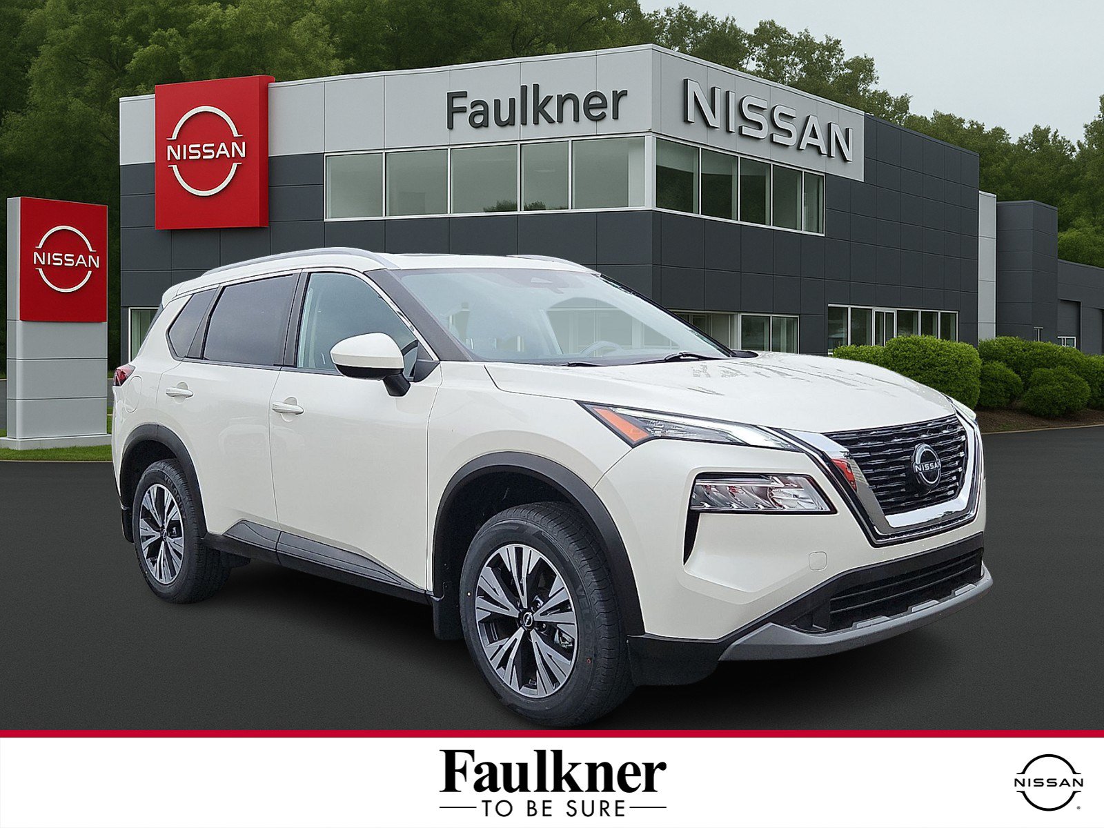 Certified 2023 Nissan Rogue SV w/ SV Premium B Package AWD/4WD image 1