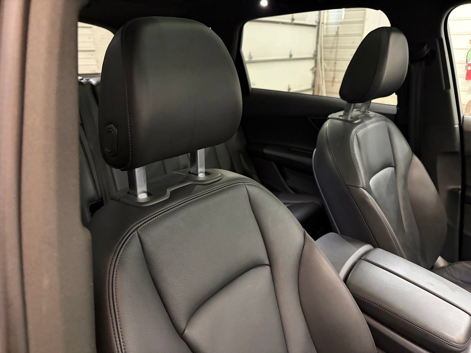 Used 2019 Audi Q7 3.0T Premium w/ Convenience Package AWD/4WD image 29
