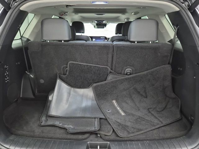 Used 2024 Hyundai Palisade Limited FWD image 8