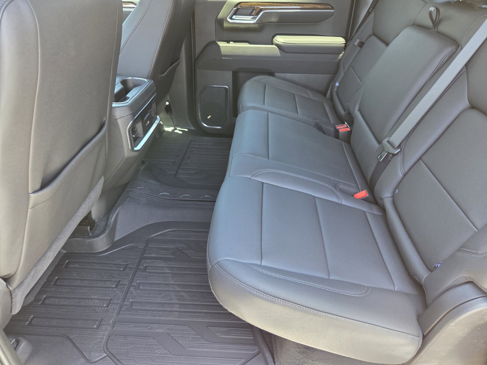 New 2025 GMC Sierra 1500 Elevation w/ Elevation Premium Package image 8