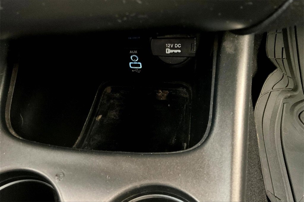 Used 2018 Dodge Journey SE w/ Blacktop Package image 31