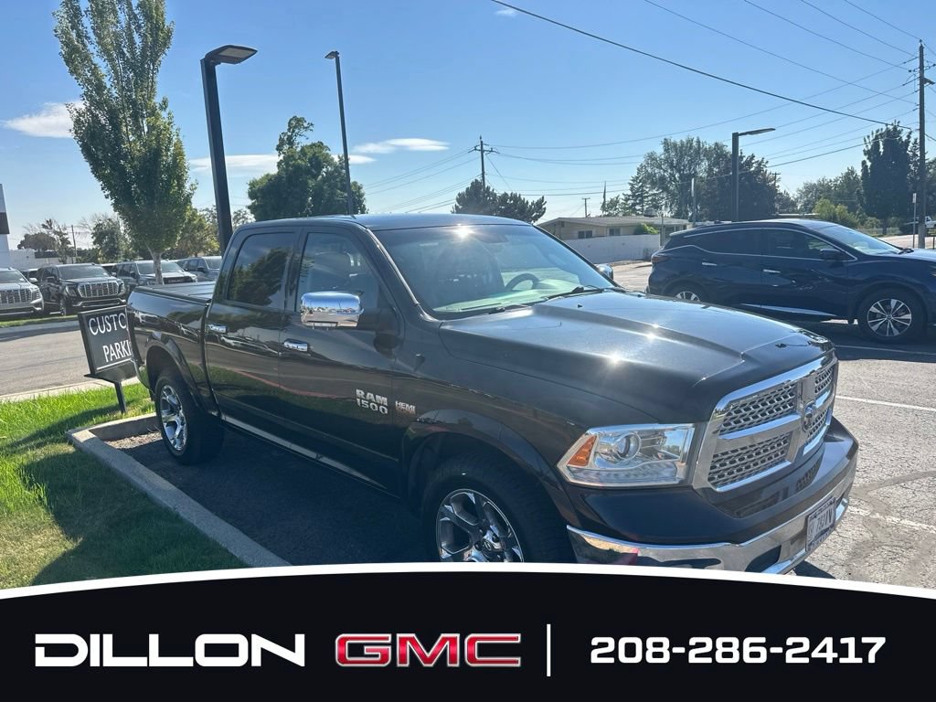 Used 2017 RAM 1500 Laramie AWD/4WD image 9