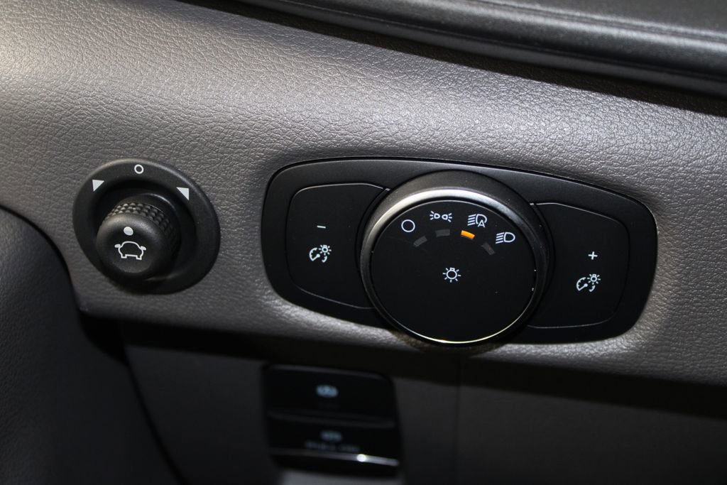 New 2026 Ford Transit 250 148 Medium Roof w/ Load Area Protection Package image 38