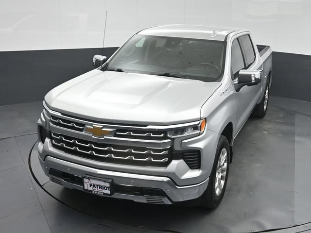 Used 2022 Chevrolet Silverado 1500 LTZ w/ Technology Package AWD/4WD image 44