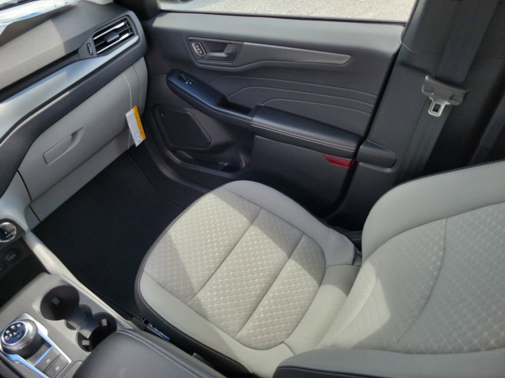 New 2026 Ford Escape Active image 14