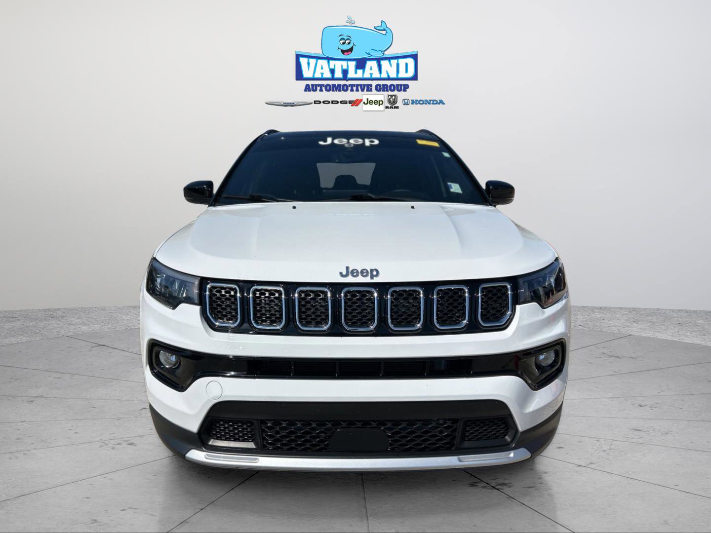 Certified 2023 Jeep Compass Limited w/ Sun and Sound Group image 34