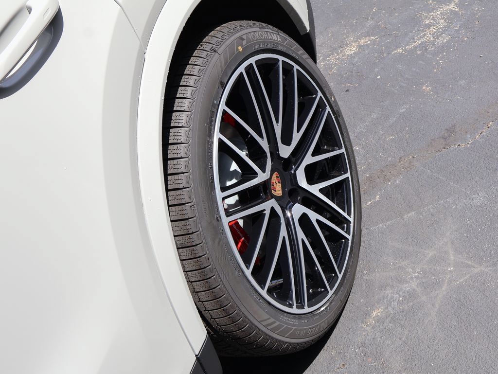New 2026 Porsche Cayenne S AWD/4WD image 39