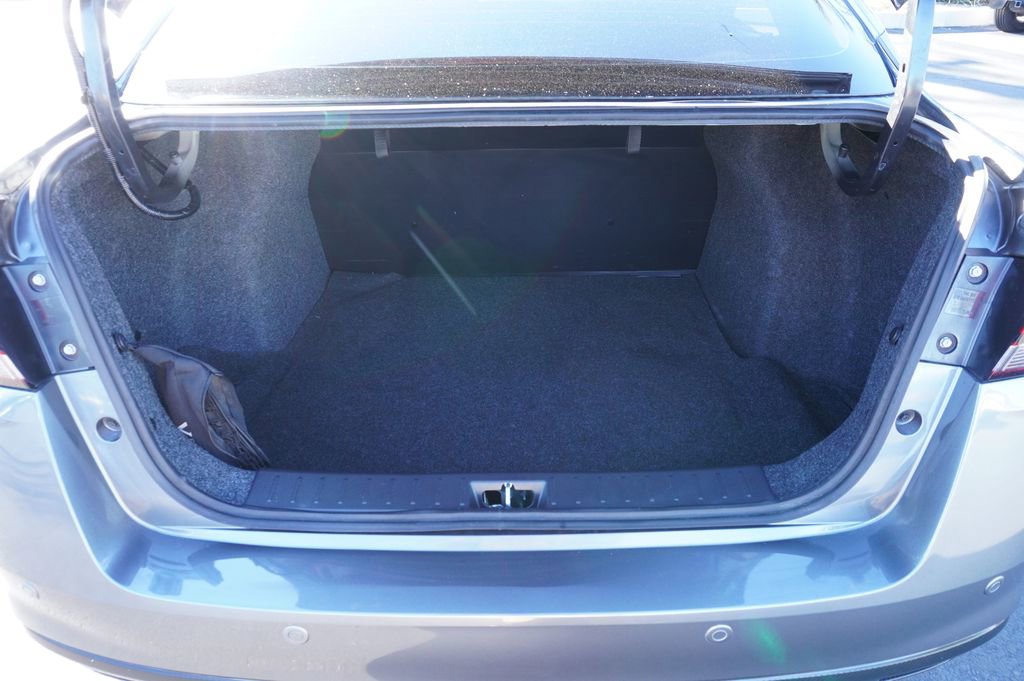 Certified 2025 Nissan Versa S w/ Trunk Package image 7