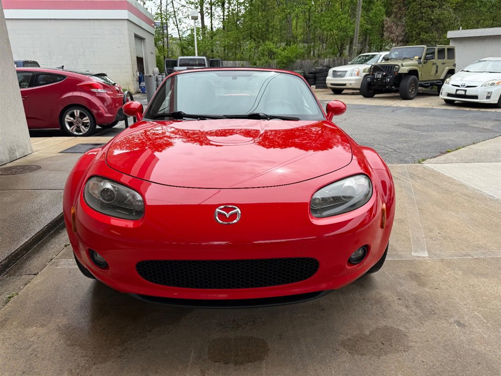 Used 2008 MAZDA MX-5 Miata Grand Touring w/ Premium Pkg RWD image 13