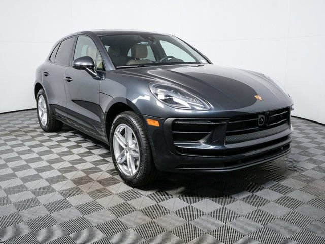 New 2026 Porsche Macan image 26