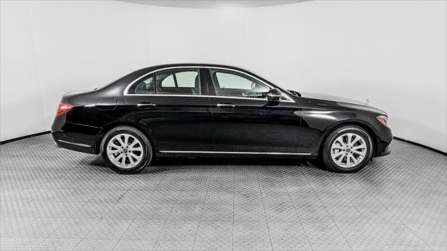 Used 2017 Mercedes-Benz E 300 4MATIC w/ Premium 1 Package image 9