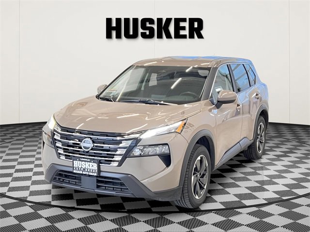 Used 2025 Nissan Rogue SV image 5