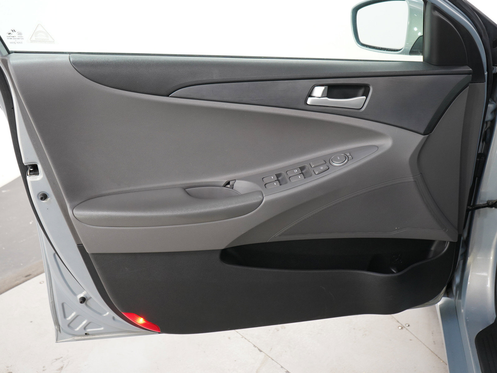 Used 2011 Hyundai Sonata GLS FWD image 18