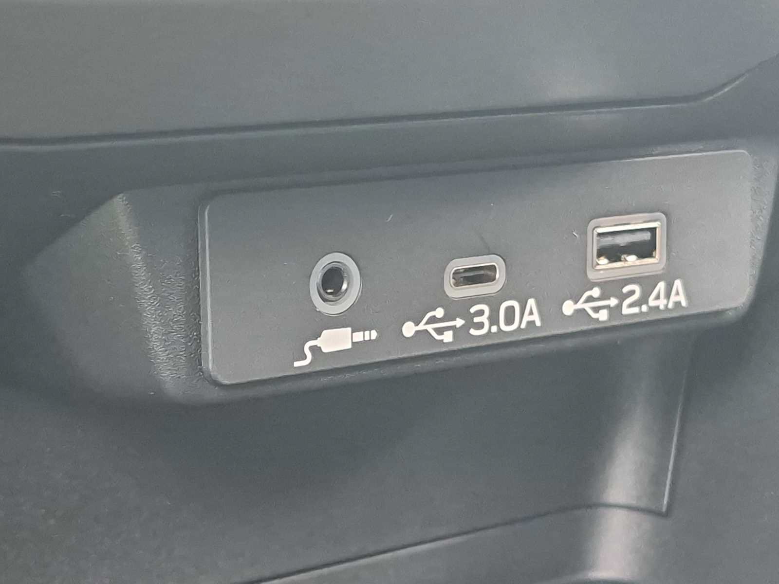 New 2026 Subaru Crosstrek 2.5i Limited w/ Crosstrek Mirror Package AWD/4WD image 31