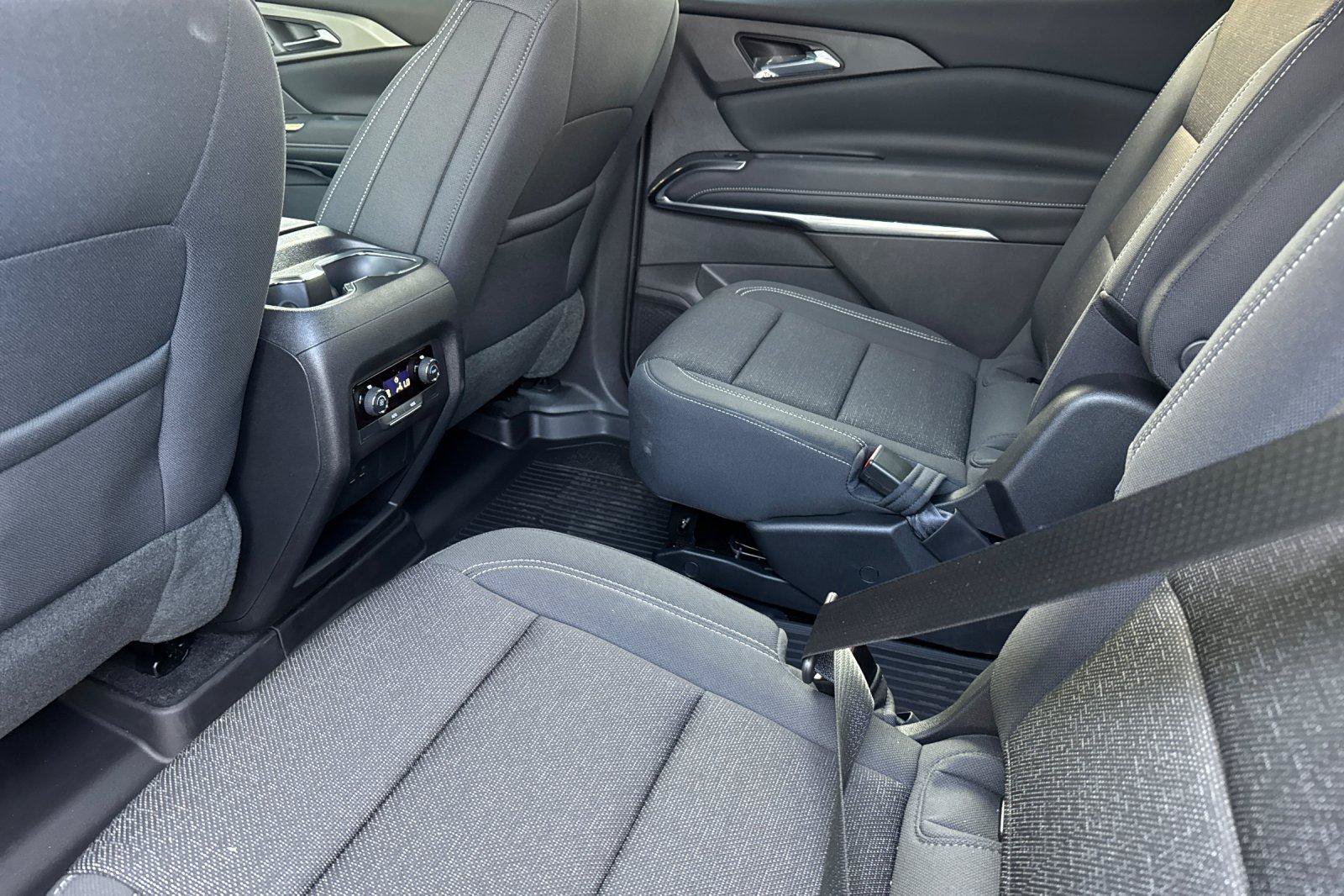 New 2026 Chevrolet Traverse LT FWD image 15